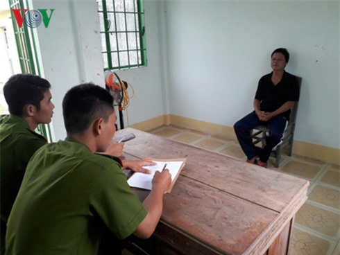 Nghi ngờ ngoại tình, gã chồng chém đứt lìa cánh tay của vợ