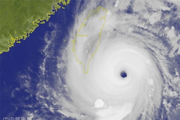 Thông tin mới nhất về siêu bão Nepartak đổ bộ vào Đài Loan