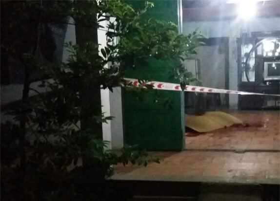 Về quê thắp hương cho bố mẹ rồi ra công an đầu thú giết người