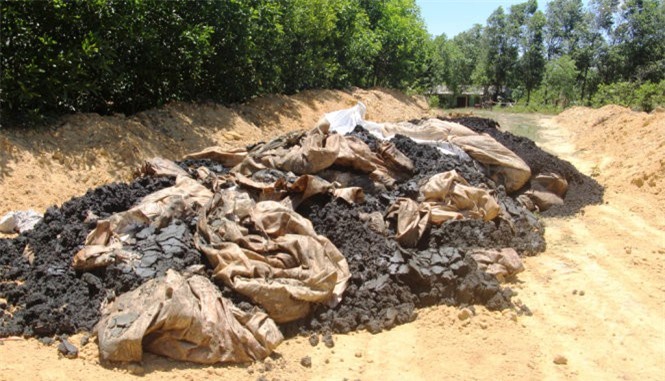 Tiết lộ động trời: Formosa chôn 100 tấn chất thải trái phép