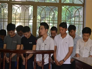 Gần 1.000 người mất cả trăm triệu vì sập bẫy nhóm siêu lừa qua mạng