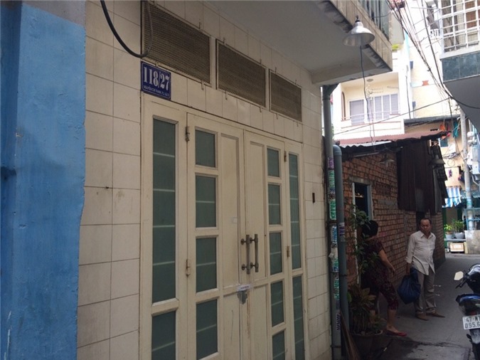 Bàng hoàng phát hiện doanh nhân người Úc chết lõa thể tại nhà