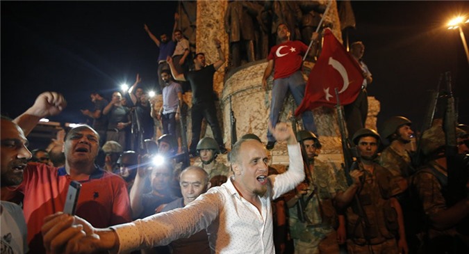 Báo Nga: Đảo chính quân sự là "trò chơi" yêu thích của các tướng Thổ Nhĩ Kỳ