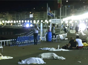 Tiết lộ mới về kẻ gây ra vụ khủng bố đẫm máu ở Pháp