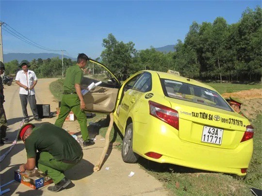 Tài xế taxi bị giết ở Đà Nẵng: Nạn nhân bò đi tìm sự giúp đỡ 
