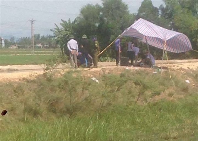 Phát hiện xác người kẹt ở cống, nghi bị đánh chết vứt phi tang