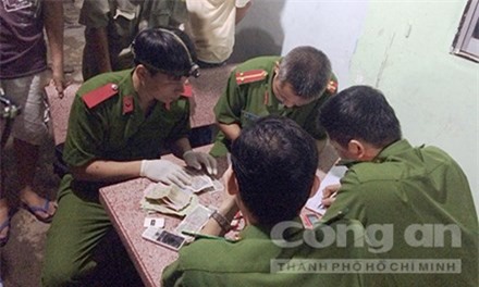 Cụ ông mang theo 30 triệu đồng chết đuối ở sông Sài Gòn
