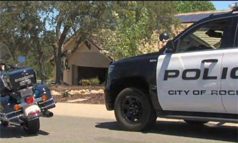 Nghi án bé gái bị anh trai 14 tuổi sát hại trong phòng ngủ