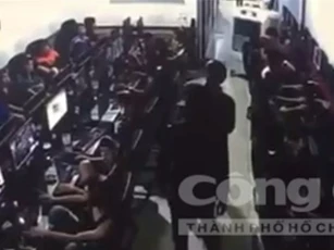 Nam thanh niên bị 3 đối tượng xông vào đâm tử vong trong quán net