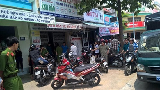 Nhân viên đại lý vé số tử vong với nhiều vết đâm sau tiệc sinh nhật 