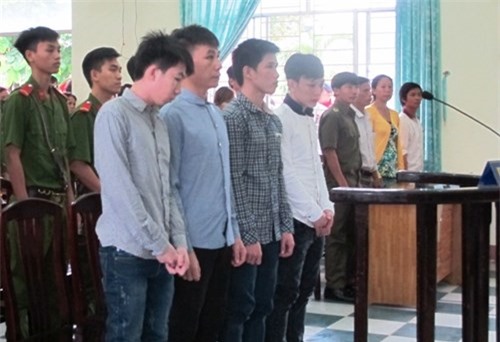 Chết oan vì can ngăn nhóm thanh niên đánh nhau