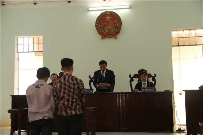 Xem xét lại vụ án xét xử hai thanh niên cướp bánh mỳ 