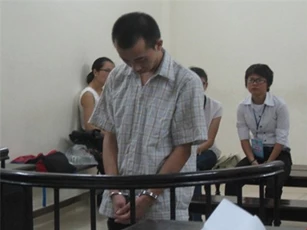 Chích ma túy không thấy "phê", cầm dao đâm chết bạn nghiện