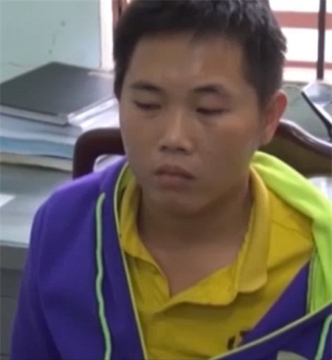 Nhậu say, dùng kéo đâm chết bạn trong quán karaoke