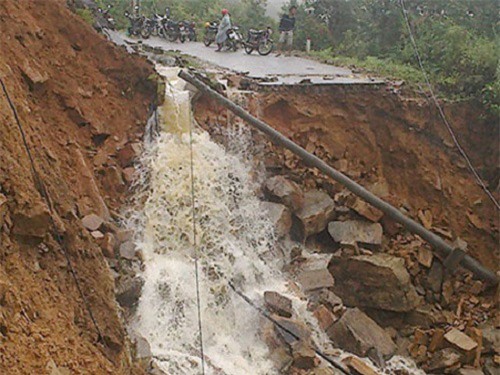 Tin mới cơn bão số 1: Cảnh báo lũ quét ở vùng núi phía Bắc
