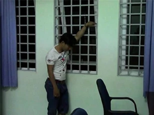 Trộm xe máy bị người dân bắt tại trận, đánh đòn nhớ đời