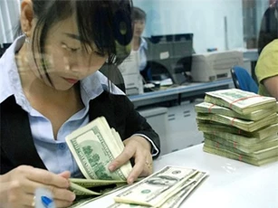 Vốn ngoại tiếp tục "đổ" mạnh vào Việt Nam