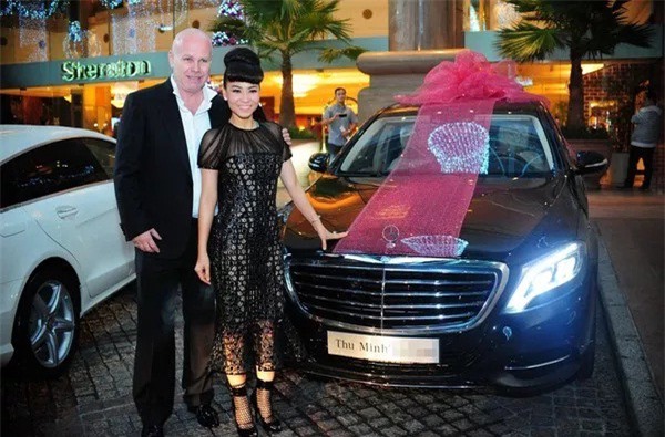 Ca sỹ Thu Minh nói gì về tin đồn hai vợ chồng trốn nợ?