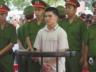 Giết chết bạn gái rồi giấu xác phi tang sau khi quan hệ tình dục