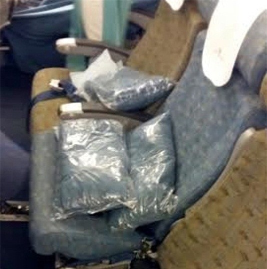 Tiếp viên mang 80 cây vàng lên máy bay: Vietnam Airlines nói gì?