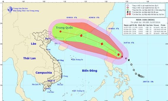 Bão số 2 áp sát biển Đông, sức gió tăng rất mạnh