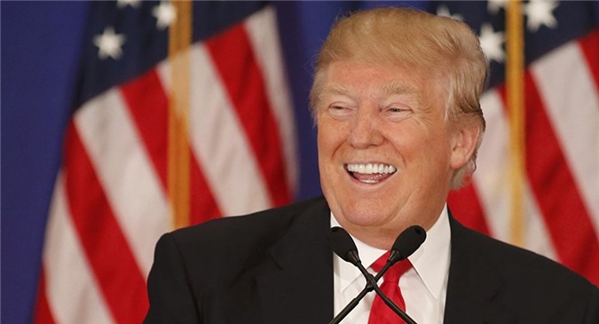 Donald Trump bị ném đá vì muốn ngăn chặn chiến tranh lạnh với Nga