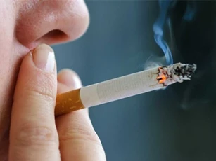 Những thói quen xấu khiến bệnh dạ dày ngày càng tồi tệ