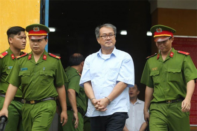 Phạm Công Danh và thuộc cấp "đấu tố" nhau tại tòa việc rút ruột 5.490 tỷ