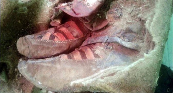 Phát hiện xác ướp cổ 1.500 tuổi đi giày thể thao giống Adidas