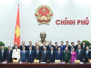 Thủ tướng trao Quyết định bổ nhiệm cho các thành viên Chính phủ mới