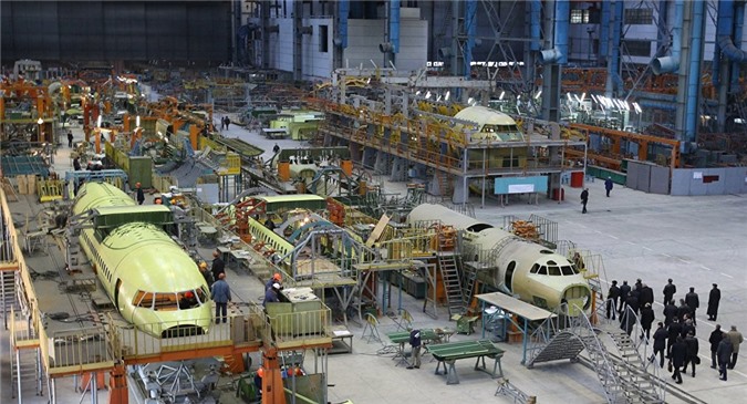 Ngành hàng không Ukraine bị cấm hợp tác với Nga