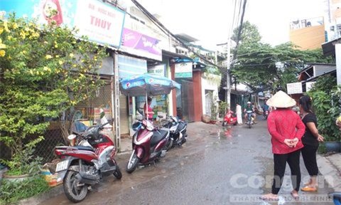 Nghi án bị chồng sát hại, vợ chết gục bên vũng máu