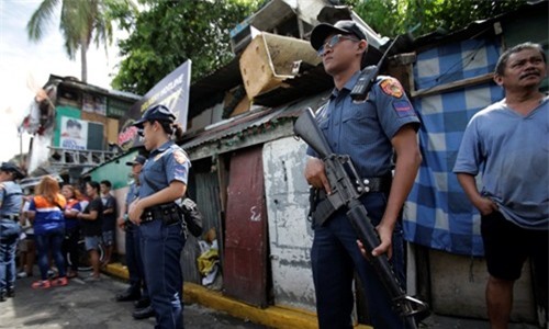 Philippines: Cảnh sát bắt chết 6 vệ sĩ của 1 thị trưởng