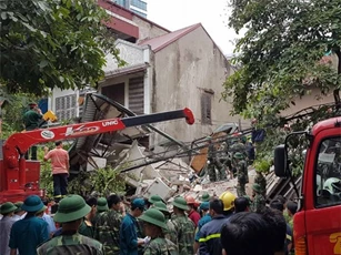 Vụ sập nhà ở Hà Nội: Hé lộ nguyên nhân ban đầu