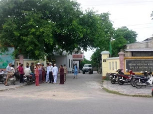 Huế: Bệnh nhân nữ tử vong bất thường, người nhà vây bệnh viện