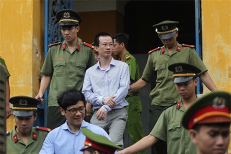 Nhóm của Phạm Công Danh và Tân Hiệp Phát "đấu tố" nhau tại tòa