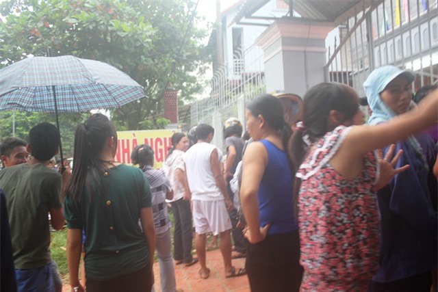 Bàng hoàng đôi nam nữ chết lõa thể trong nhà nghỉ