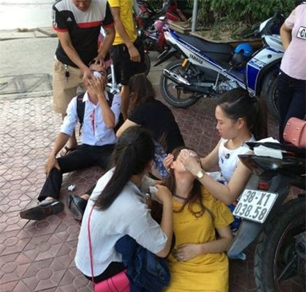 Cảnh cáo, phạt 3 triệu đồng đối với công an đánh bạn gái cũ