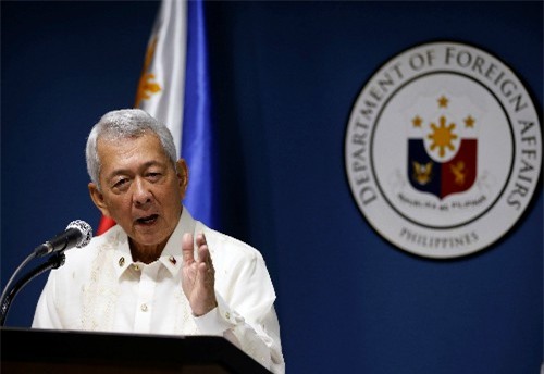 Philippines thúc Trung Quốc kiên quyết tôn trọng luật biển 