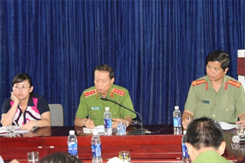 Thứ trưởng công an tham gia truy bắt nghi can vụ thảm sát ở Lào Cai