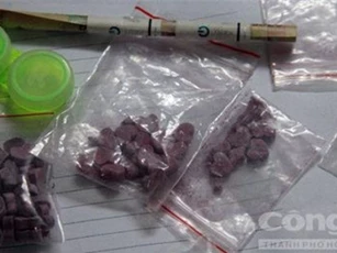 Nhóm 9X chơi ma túy chưa kịp phê đã bị công an bắt