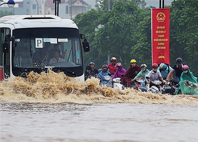 Thời tiết ngày 14/8: Mưa lớn gây nguy cơ lũ quét, lở đất ở Bắc Bộ