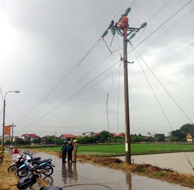 Bão số 3: Quảng Ninh mất điện, 1 người chết ở Sơn La