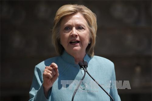 Bác tin bà Hillary Clinton có vấn đề về sức khỏe