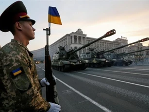 Putin bất ngờ tới Crimea, Mỹ và Ukraine lập tức phản ứng