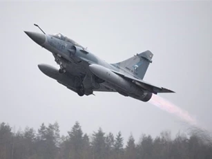 Chiến đấu cơ Pháp phóng tên lửa hành trình diệt IS tại Syria