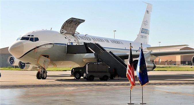  Mỹ, Ukraine thanh sát bầu trời Nga