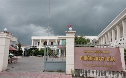 Quậy phá rồi tự tử ngay tại trụ sở phường