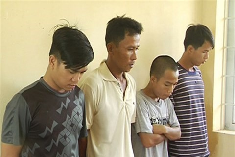 Tự bắt cóc mình rồi đòi bố mẹ 1 tỷ đồng chuộc mạng