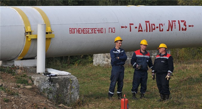 Kiev thừa nhận phải mua khí đốt châu Âu đắt gần 1,5 lần khí đốt Nga